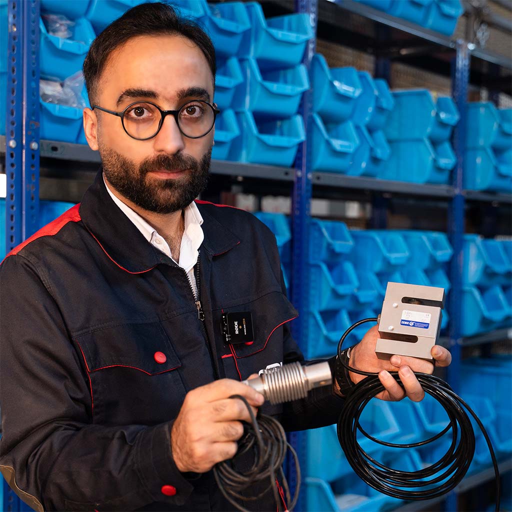 تست تاسیسات الکترونیک